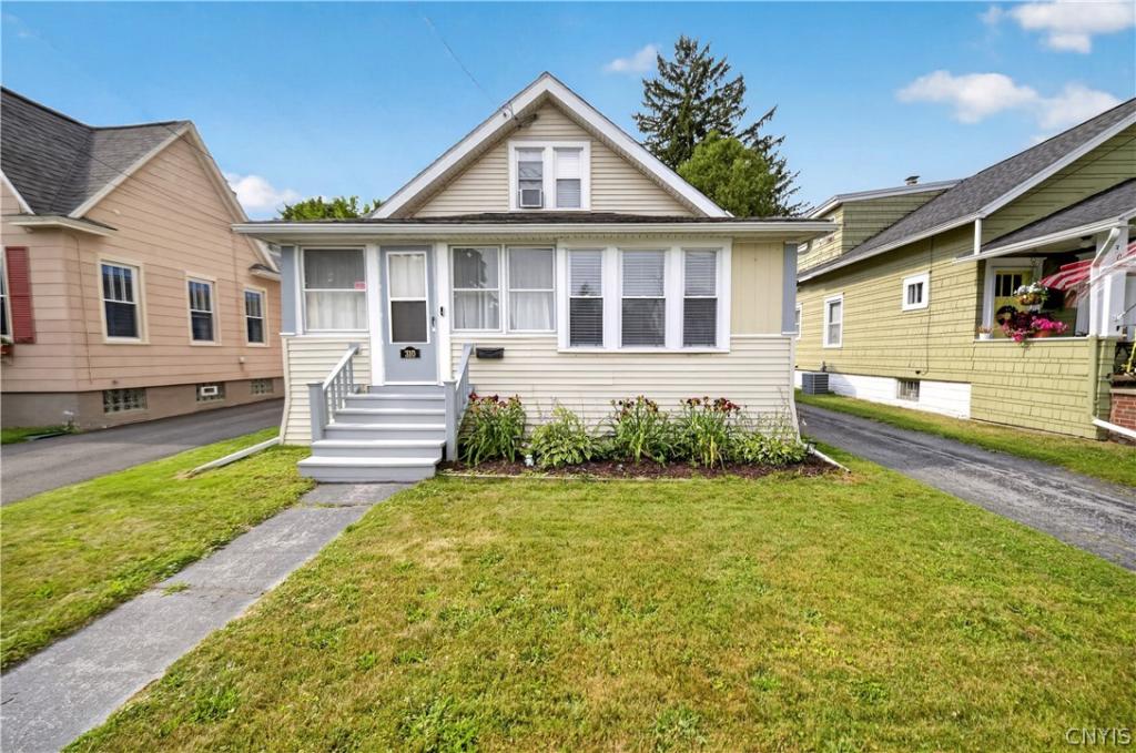 MLS #S1701672 image #0
