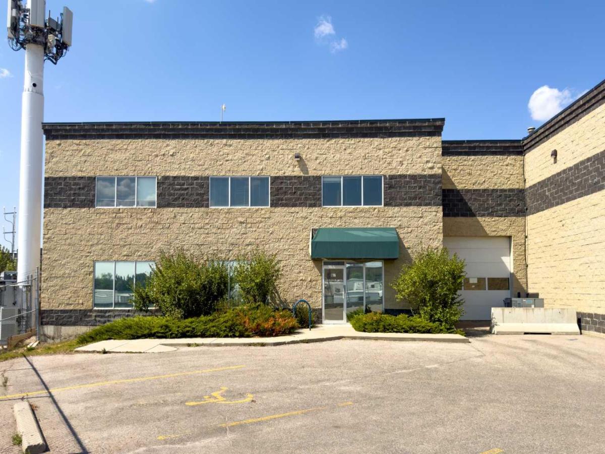 335, 32 Westwinds Crescent NE Calgary AB T3J 5L3 MLS #A2154724 MLS #A2154724 image #0