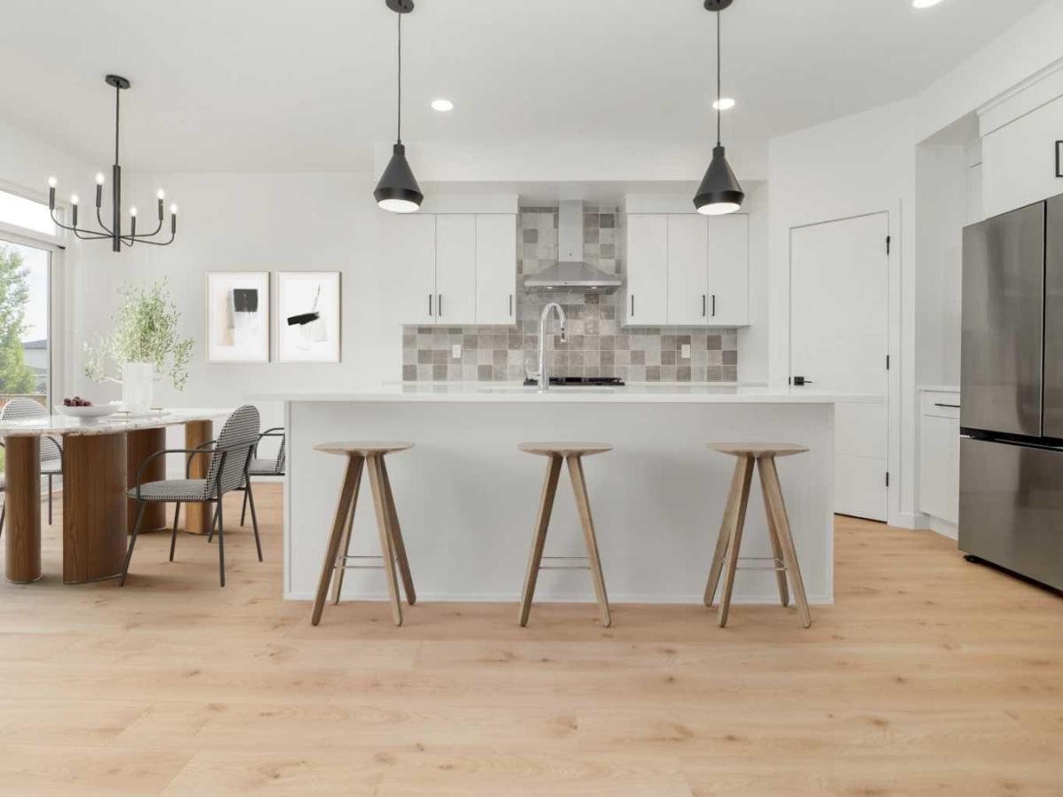 MLS #A2180225 image #0