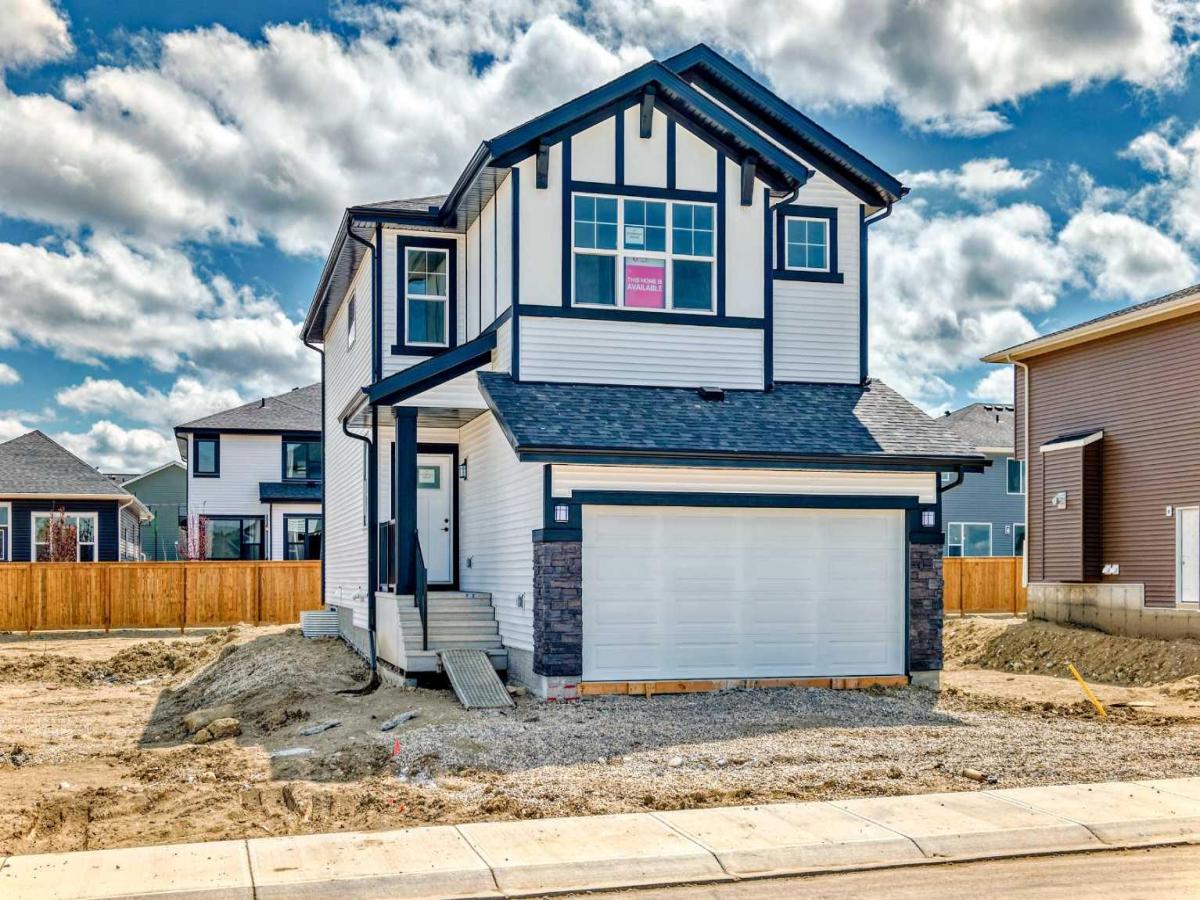 62 Southborough Crescent Cochrane AB T4C 3J3 MLS #A2182481 MLS #A2182481 image #0