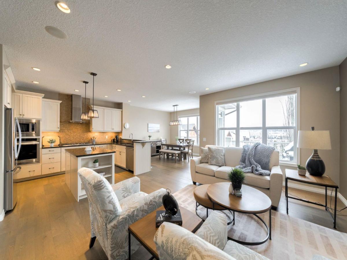 80 Riviera Crescent Cochrane AB T4C 0T6 MLS #A2183274 MLS #A2183274 image #0