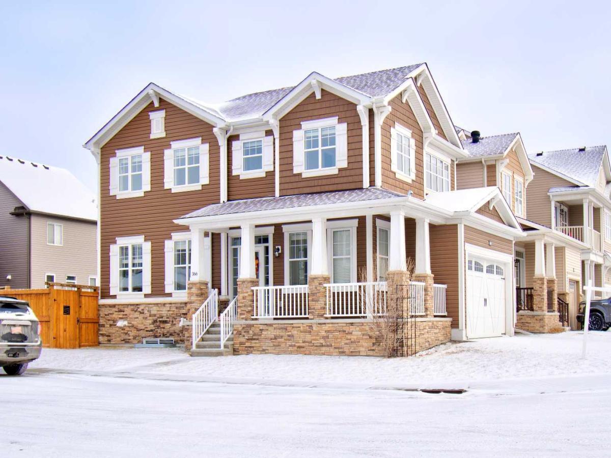366 Windrow Crescent SW Airdrie AB T4B4K3 MLS #A2188849 MLS #A2188849 image #0