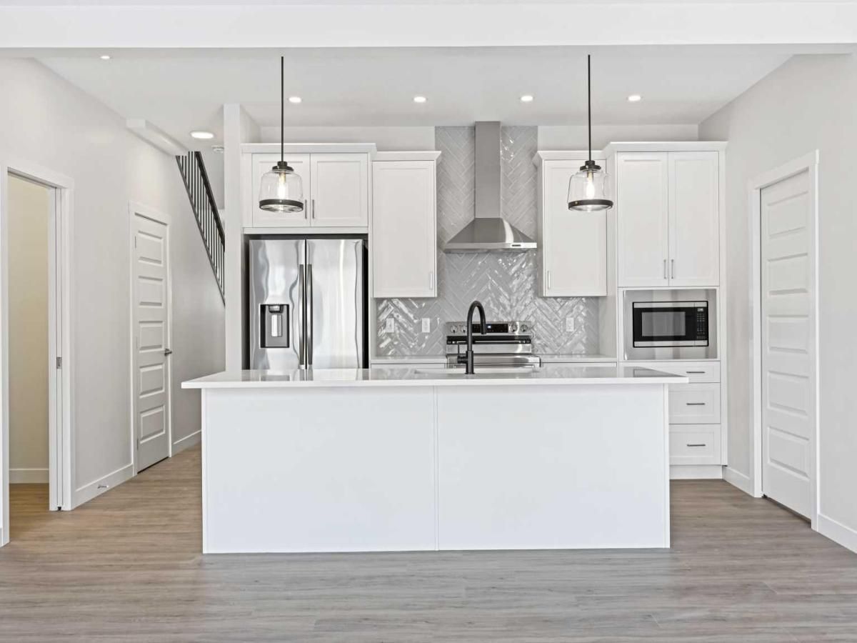 1403 Bayview Crescent SW Airdrie AB T4B 5N9 | MLS #A2193319 MLS #A2193319 image #0
