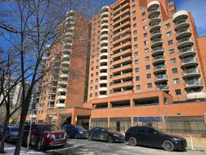 1220 10 Avenue SE Calgary AB T2G 0W7 MLS #A2207477 broker reciprocity