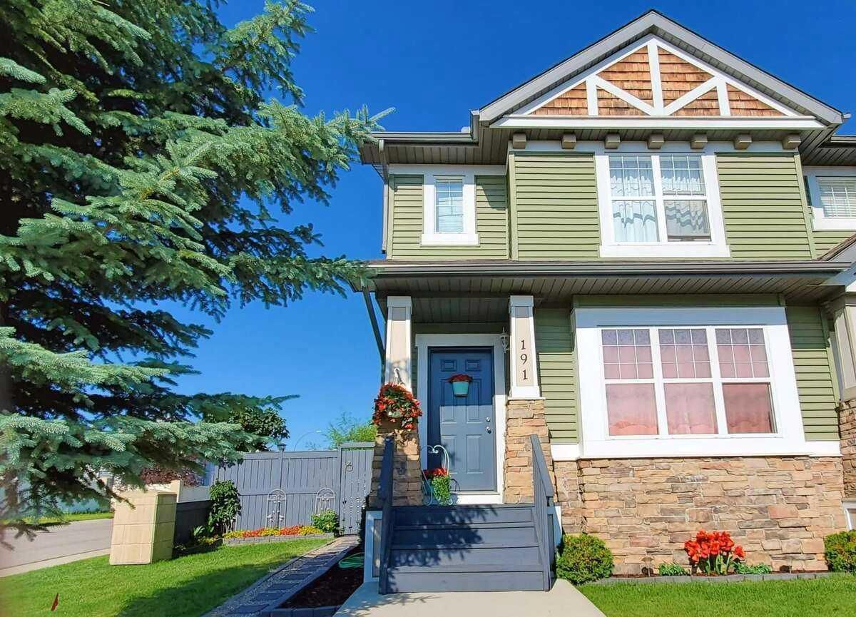 MLS #A2203076 image #0