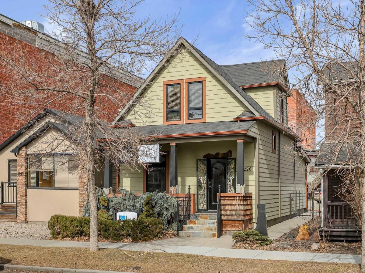 1220 10 Avenue SE Calgary AB T2G 0W7 MLS #A2207477 MLS #A2207477 image #0