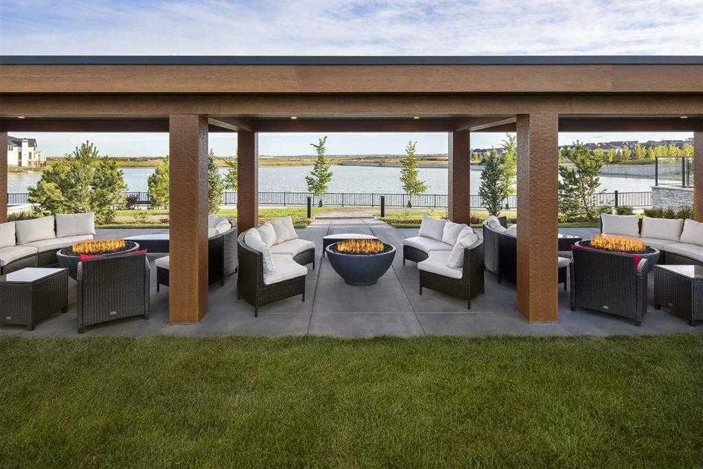 MLS #A2211258 image #0