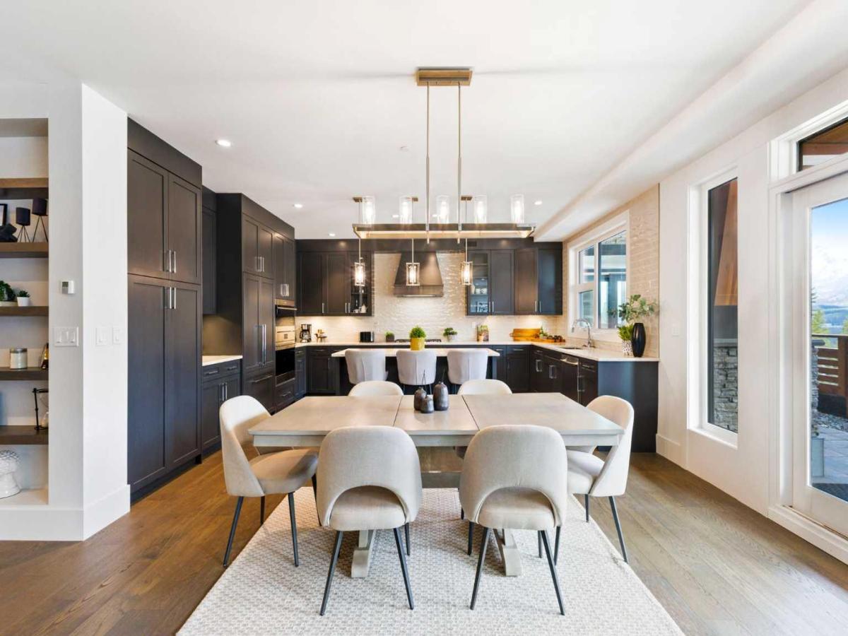 MLS #A2214279 image #0