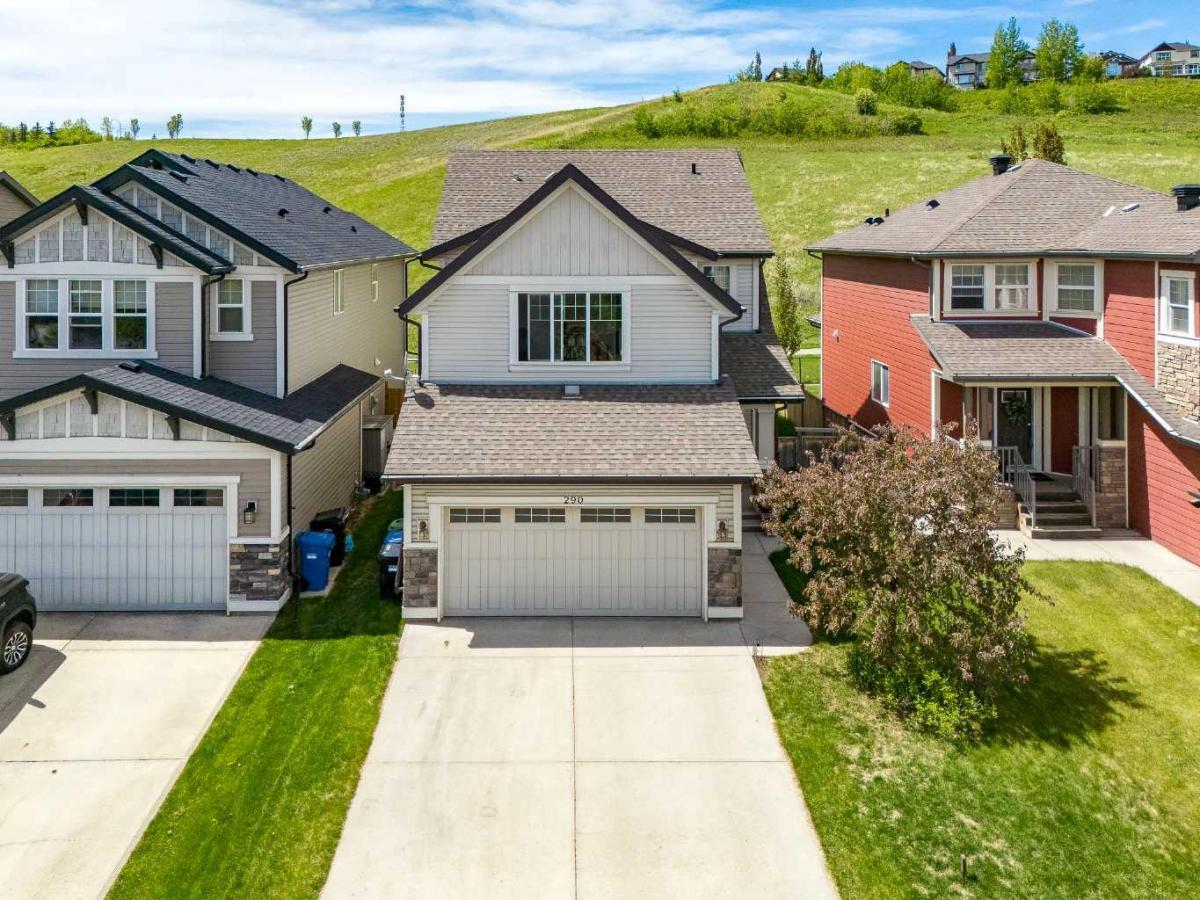 MLS #A2215808 image #0