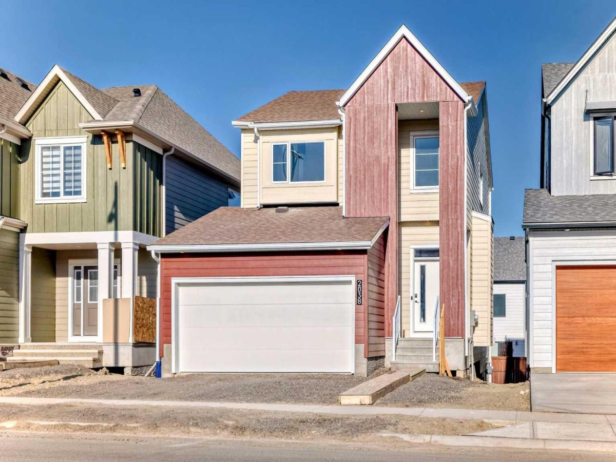 2038 Fowler Road SW Airdrie AB T4B5M3 | MLS #A2218916 MLS #A2218916 image #0