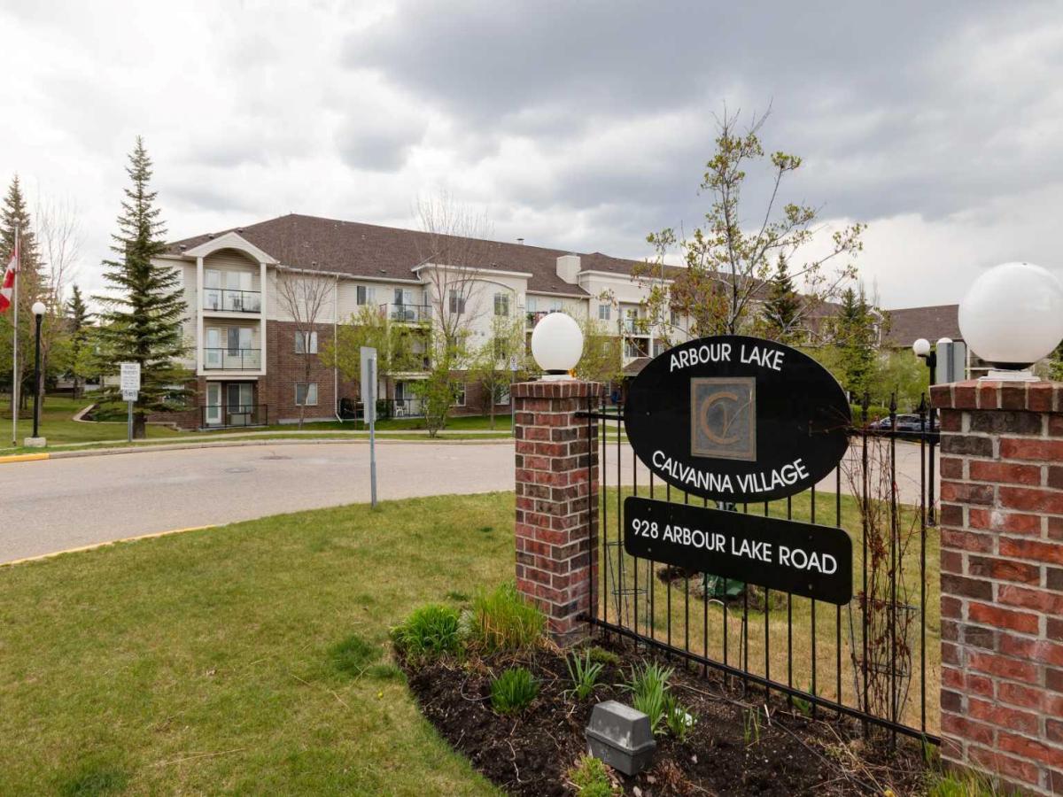 1108, 928 Arbour Lake Road NW Calgary AB T3G5T2 | MLS #A2221564 MLS #A2221564 image #0