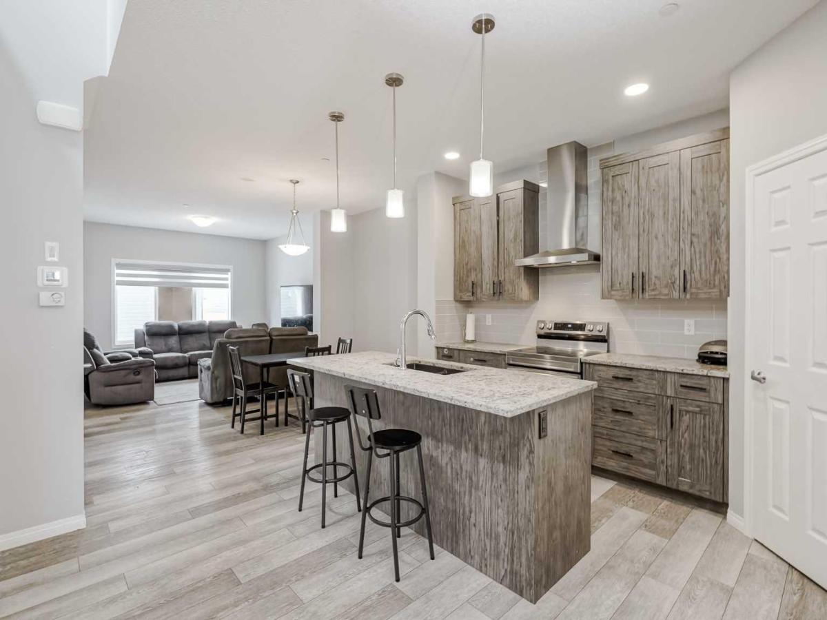 15033 1 Street NW Calgary AB T3P 1R6 | MLS #A2223903 MLS #A2223903 image #0