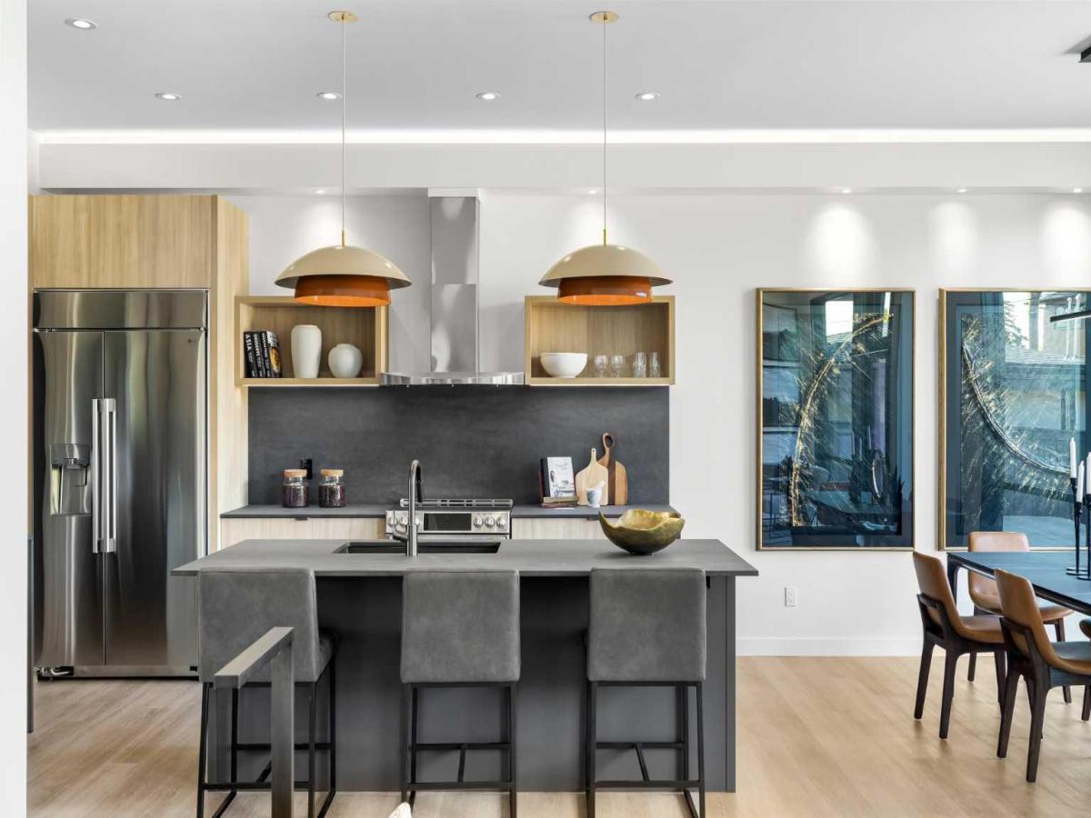 3B Willow Crescent SW Calgary AB T3C 3B8 MLS #A2225473 MLS #A2225473 image #0