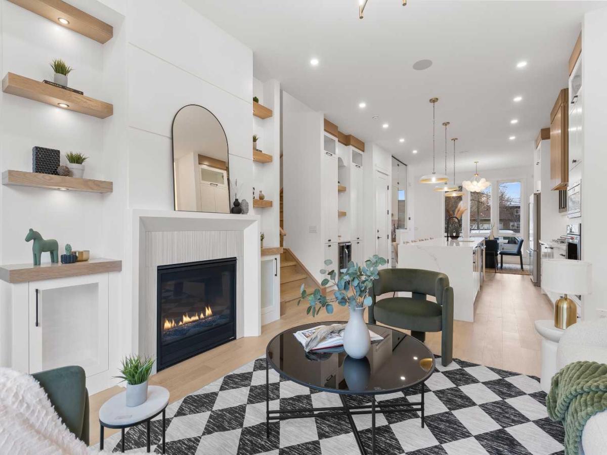 525 32 Street NW Calgary AB T2N2V8 MLS #A2226469 MLS #A2226469 image #0