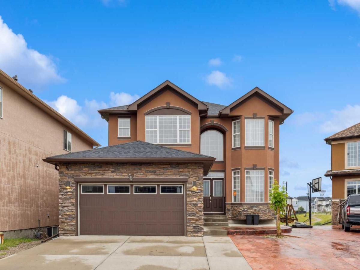 MLS #A2233391 image #0