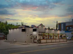any bakery Avenue SE Calgary AB T2H 0A7 MLS #A2171158 broker reciprocity