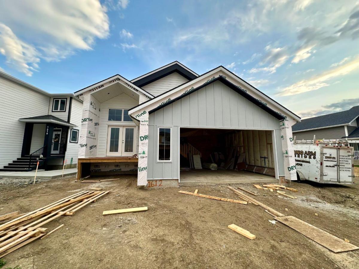 MLS #A2236042 image #0