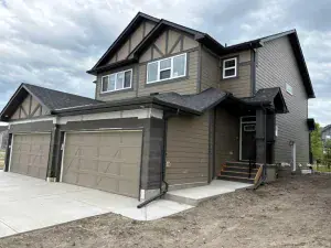 80 Creekside Drive SW Calgary AB T1T 1Z1 MLS #A2255162 broker reciprocity