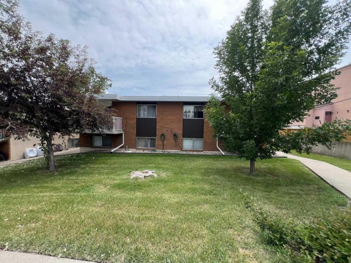 1415 Nutana Place NW Calgary AB T2K 2H7 MLS #A2238170 MLS #A2238170 image #0