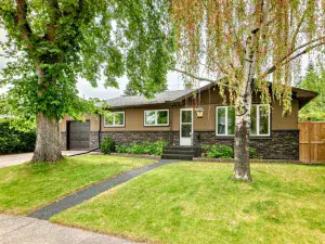 1022 18 Avenue SE Calgary AB T2G 1L6 MLS #A2257284 broker reciprocity