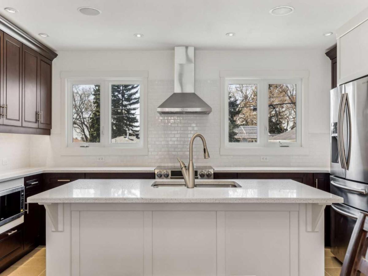 139 Cornwallis Drive NW Calgary AB T2K 1V3 MLS #A2239672 MLS #A2239672 image #0