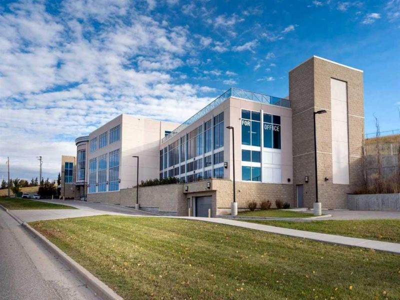 7136 11 Street NE Calgary AB T2E 8X3 MLS #A2239833 MLS #A2239833 image #0