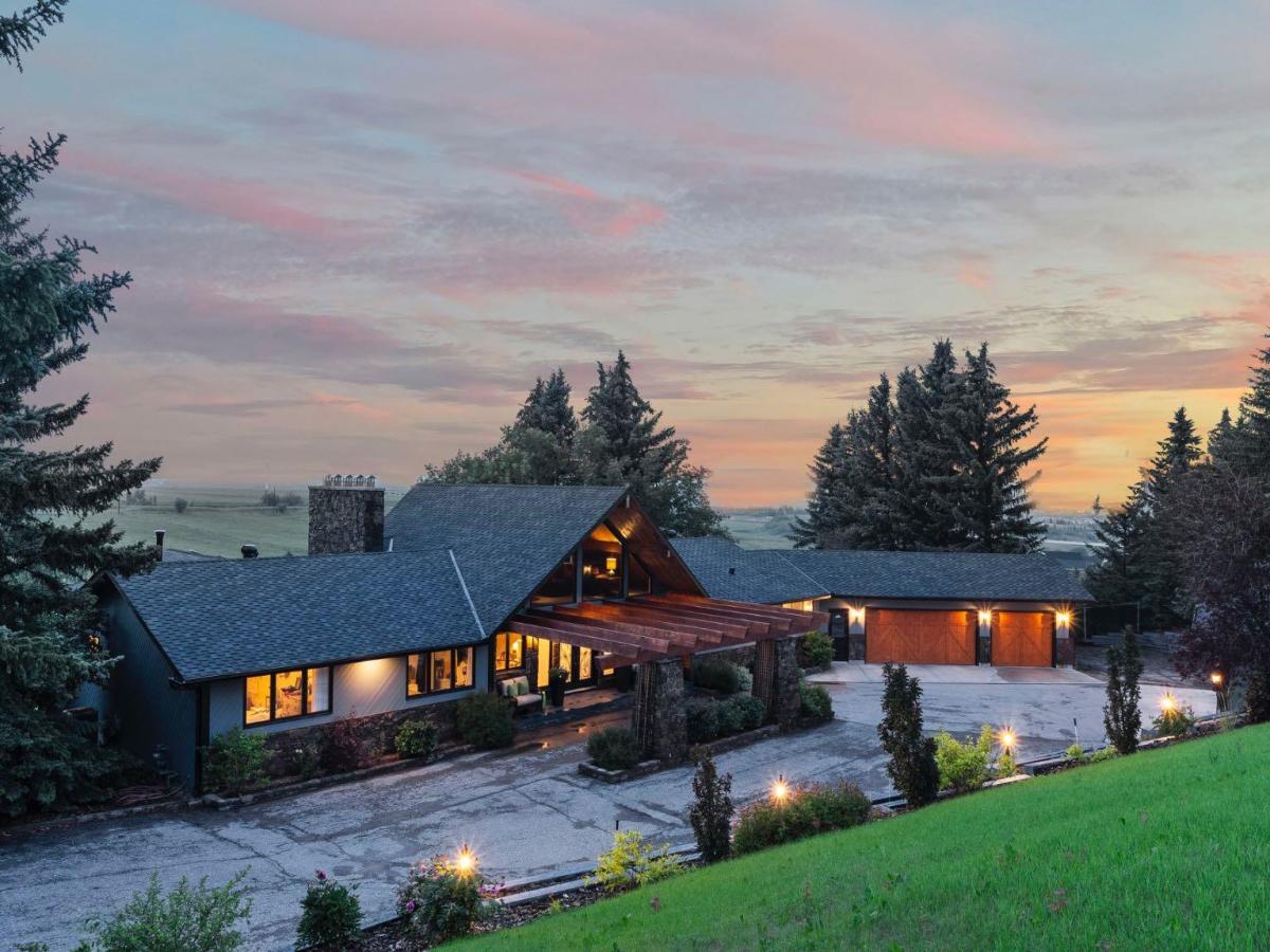 188 Artists View Way Rural Rocky View County AB T3Z 3N1 MLS #A2241493 MLS #A2241493 image #0