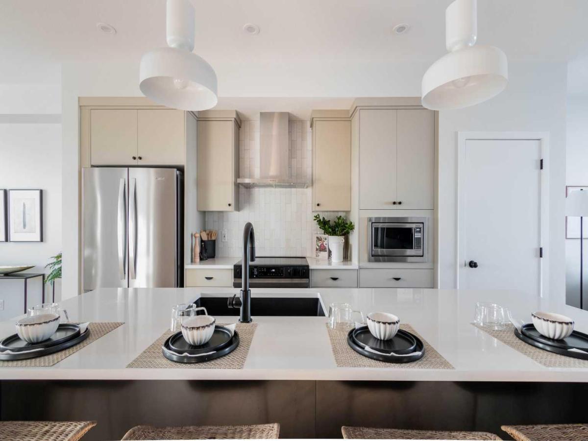 MLS #A2241977 image #0