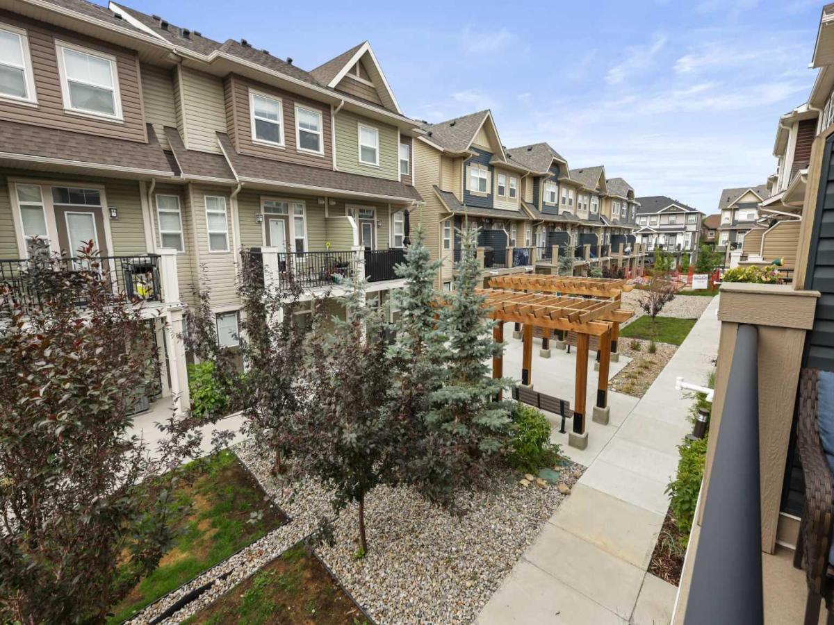 MLS #A2242196 image #0