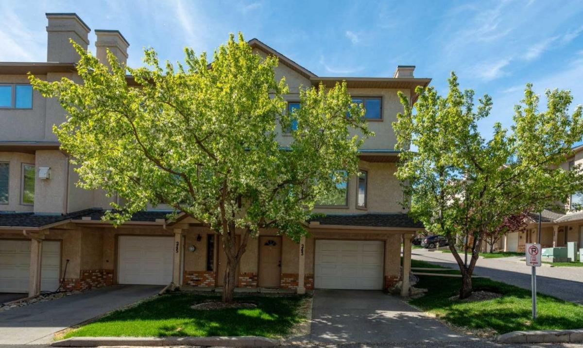 MLS #A2243895 image #0