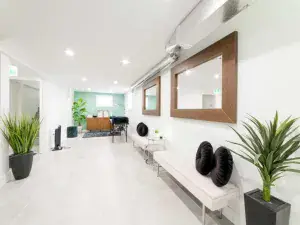 11, 1209 38 Avenue NE Calgary AB T2E 6M2 MLS #A2260156 broker reciprocity