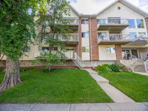 11, 10030 Oakmoor Way SW Calgary AB T2V 4S8 MLS #A2263830 broker reciprocity