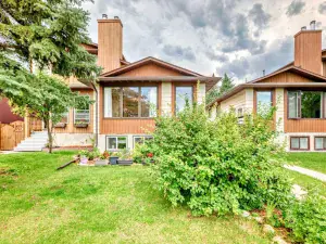 19, 15 Rocky Ridge Gate NW Calgary AB T3G 4P6 MLS #A2265163 broker reciprocity