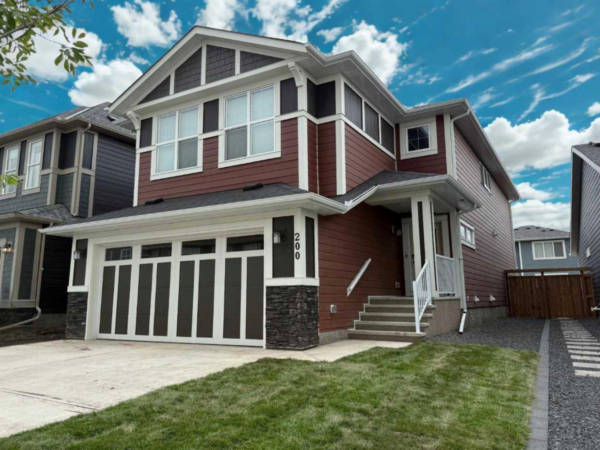 200 Magnolia Terrace SE Calgary AB T3M 3H9 MLS #A2245632 MLS #A2245632 image #0