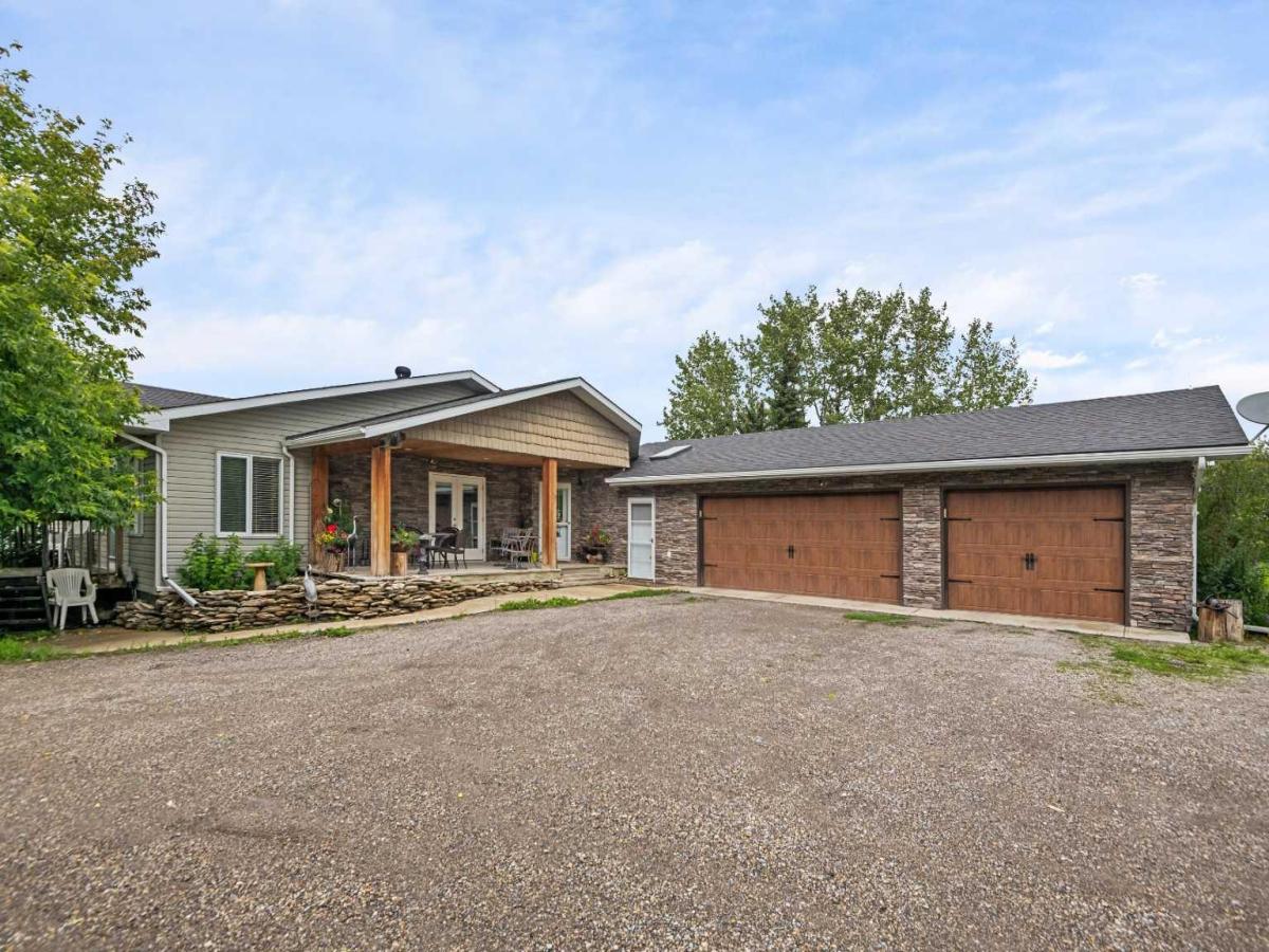 33194 Twp Rd 284 Rural Rocky View County AB T0M 1L0 MLS #A2245995 MLS #A2245995 image #0