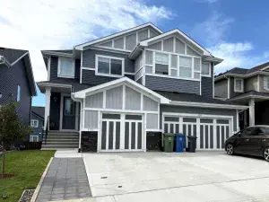 203, 24 Rivercrest Drive Cochrane AB T4C 2V2 MLS #A2246937 broker reciprocity