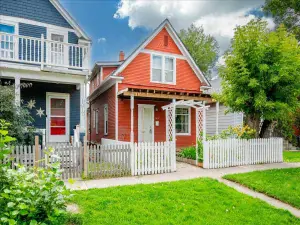 1523 48 Street SE Calgary AB T2A1R8 MLS #A2253971 broker reciprocity