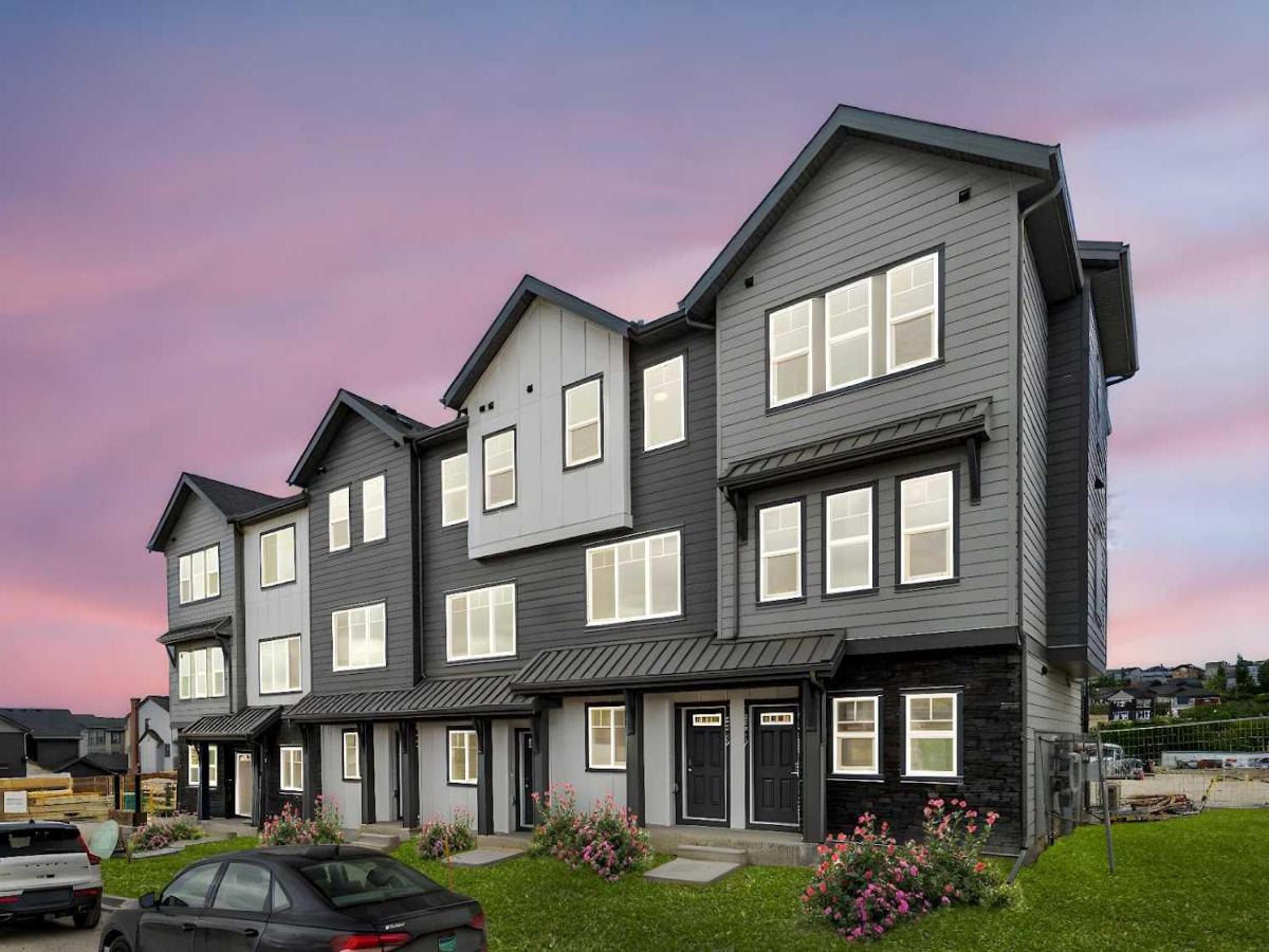 MLS #A2248191 image #0