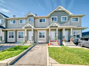 131 Saddlebrook Point NE Calgary AB T3J 0G3 MLS #A2259346 broker reciprocity