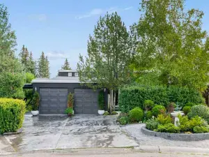 4619 80 Street NW Calgary AB T3B 2P2 MLS #A2235678 broker reciprocity