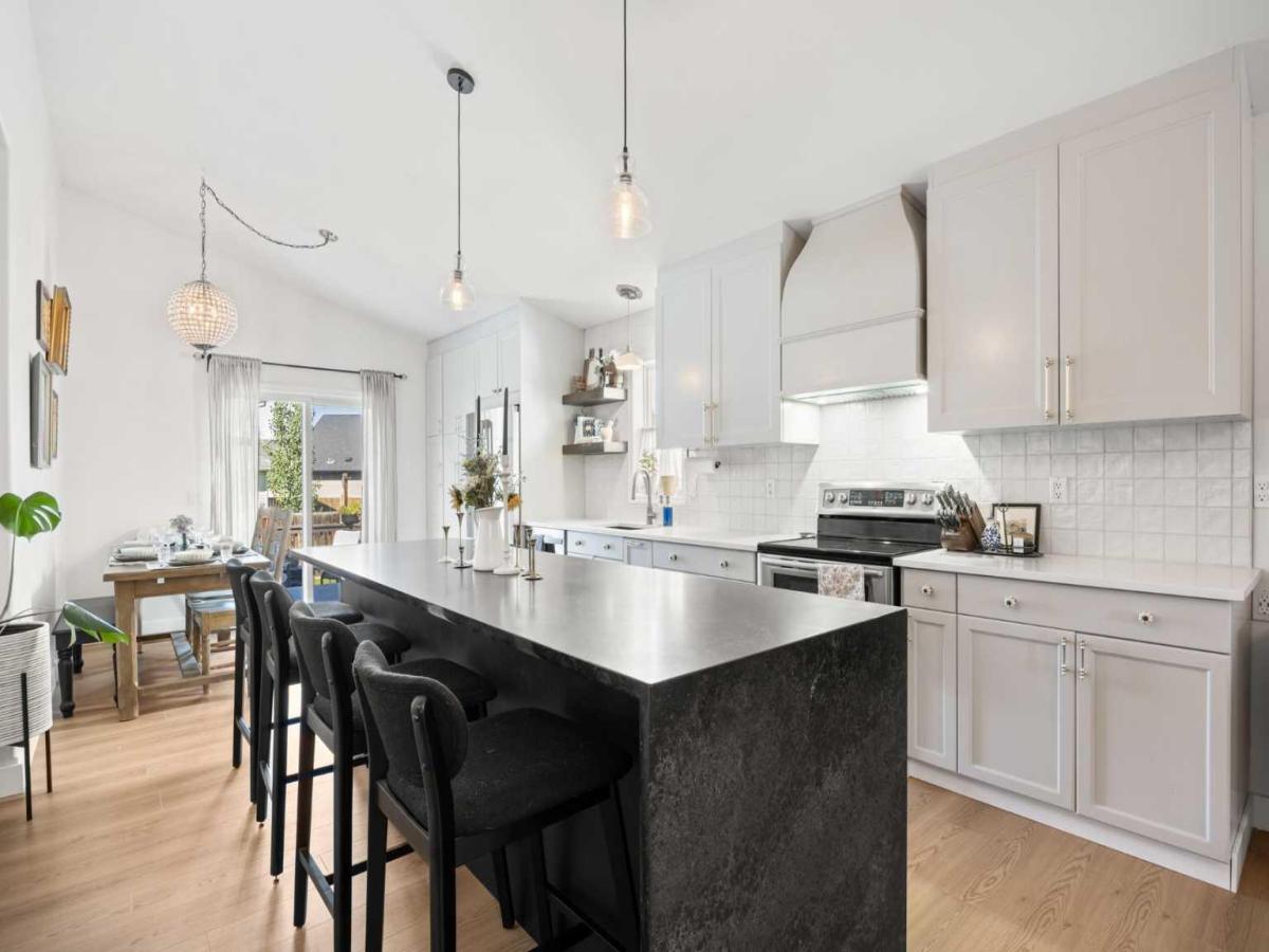 MLS #A2250440 image #0