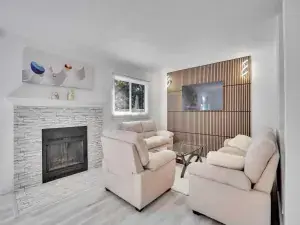 106, 2022 Canyon Meadows Drive SE Calgary AB T1J7H1 MLS #A2255765 broker reciprocity