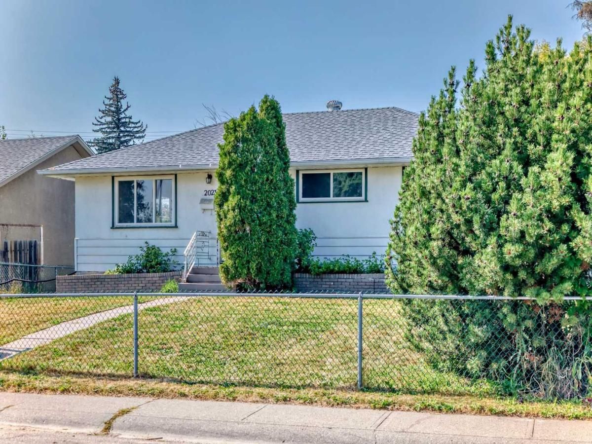 2023 46 Street SE Calgary AB T2B 1K5 MLS #A2250937 MLS #A2250937 image #0
