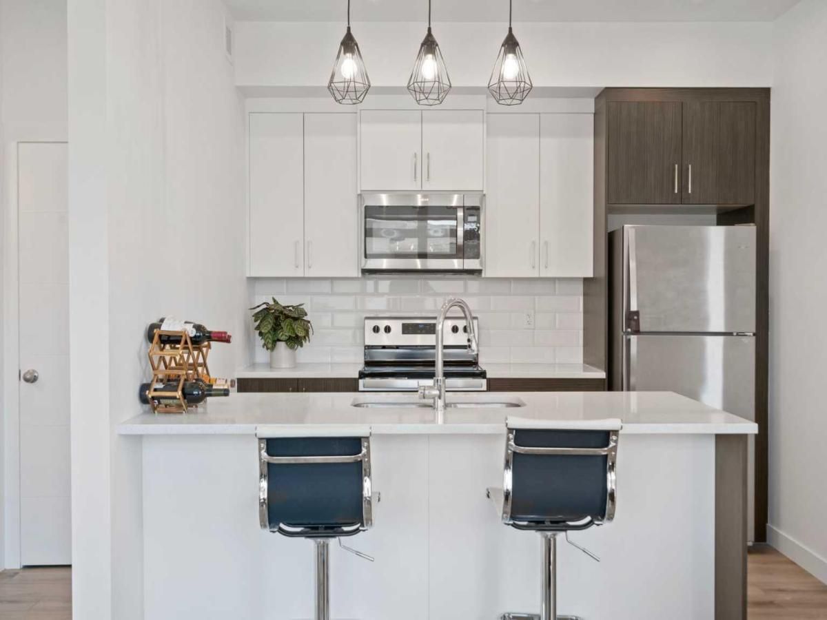 MLS #A2251676 image #0