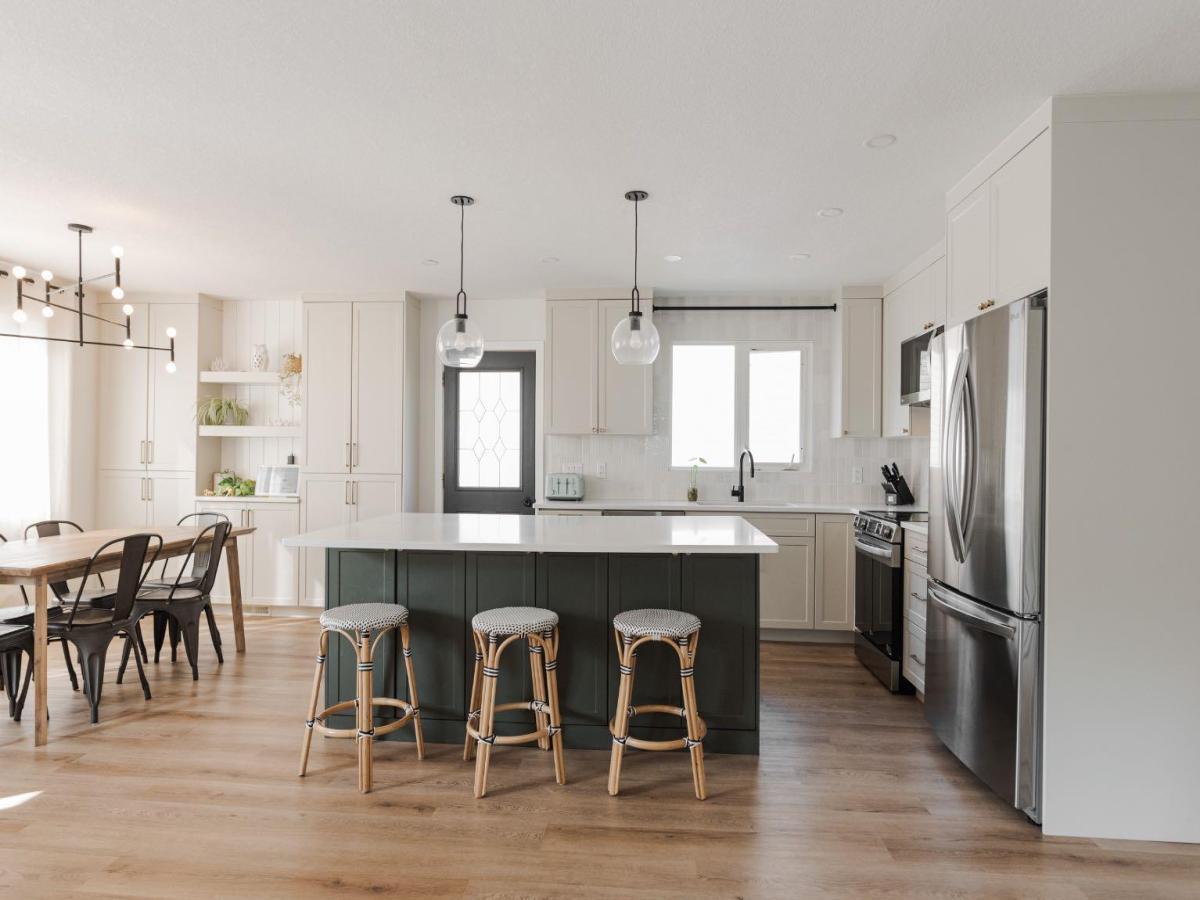 MLS #A2252213 image #0