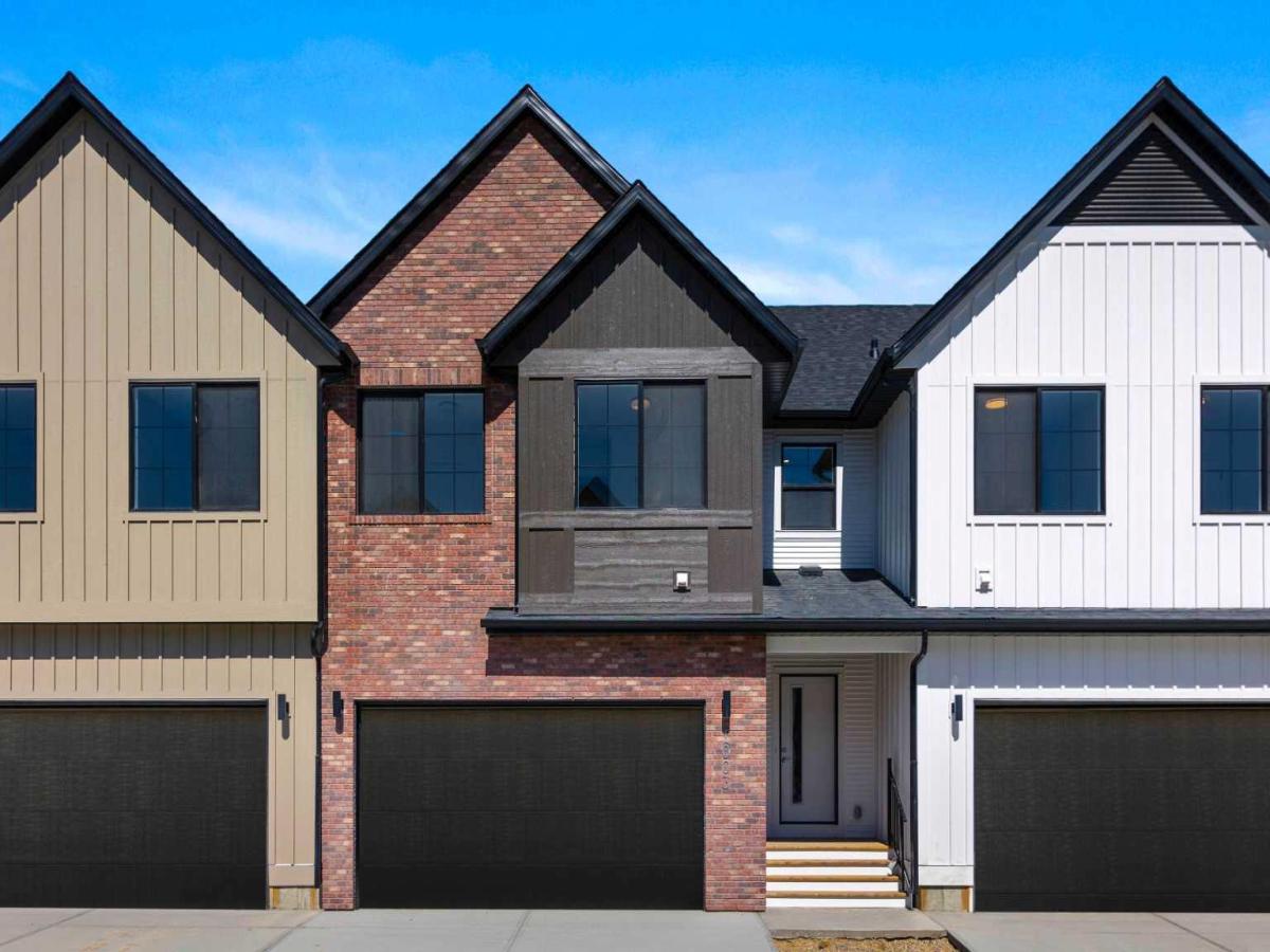 1003, 201 Cooperswood Green SW Airdrie AB T3B 3Y6 MLS #A2252417 MLS #A2252417 image #0