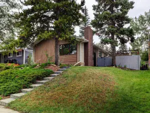 6739 Coach Hill Road SW Calgary AB T3H 1V7 MLS #A2261494 broker reciprocity