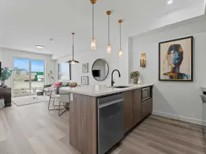 240, 20 Discovery Ridge Close SW Calgary AB T3H 5X4 MLS #A2253616 broker reciprocity