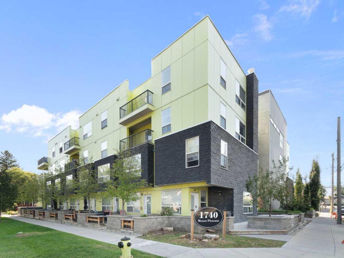 MLS #A2253194 image #0