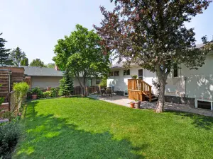 30 Coleridge Road NW Calgary AB T2K 1W9 MLS #A2264570 broker reciprocity